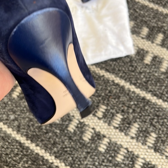 Stuart Weitzman “Stuart 85” Navy Suede Pump - 9 - Picture 7 of 12